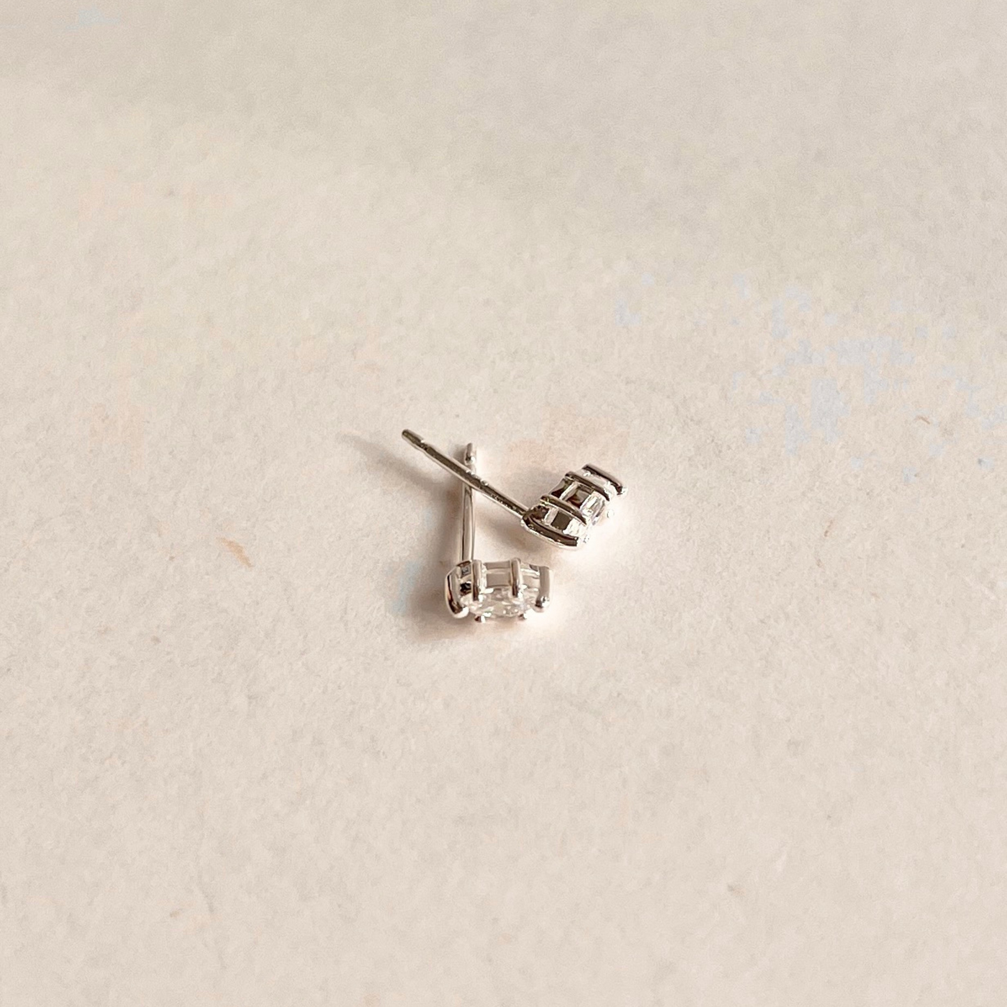 2 X 4mm Marquis Claw Set Stud CZ Earrings