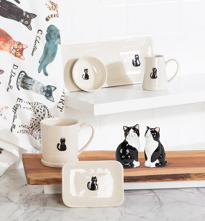 Black & White Cat Salt & Pepper Shakers