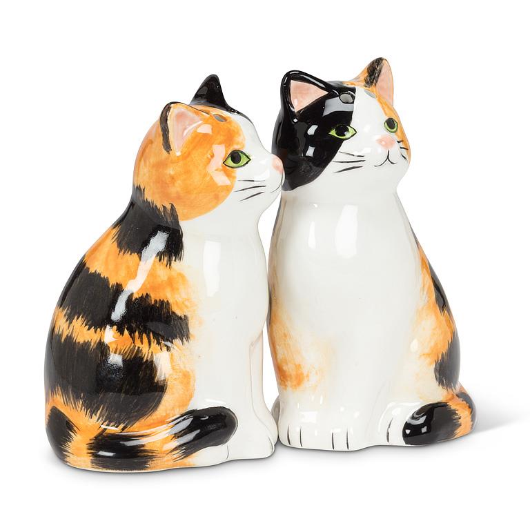 Sitting Tabby Cat Salt & Pepper Shakers