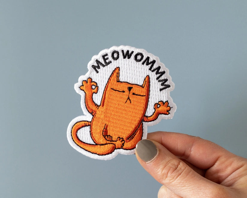 #134 Meditating Cat Iron-On Patch