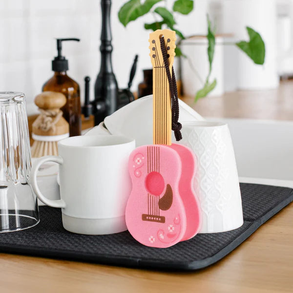 Dolly Guitar Sponge