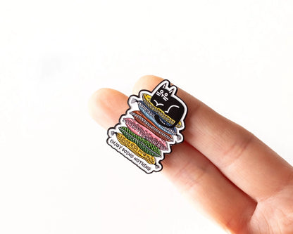 @86 Funny Lazy Cat Enamel Pin