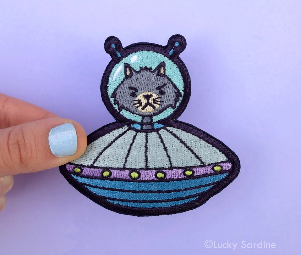 #72 Cat Alien, UFO Spaceship Embroidered Patch