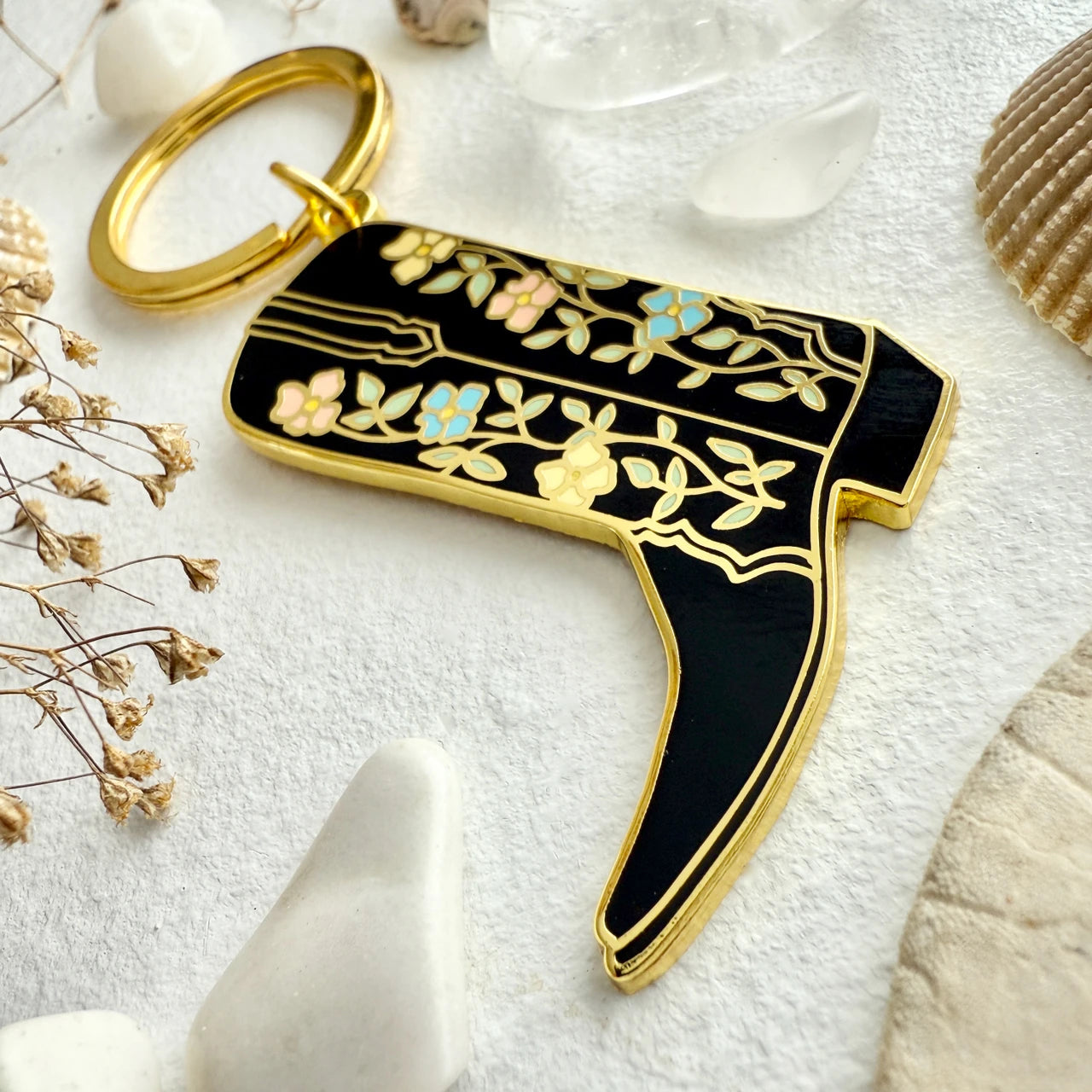Dolly Cowboy Boot Enamel Keychain in Black/Gold