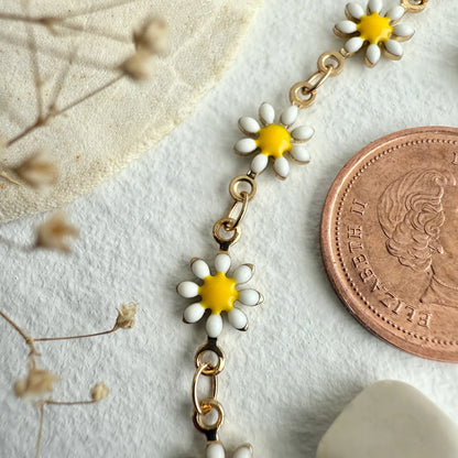 Daisy Jane Flower Chain Necklace in Enamel & Gold