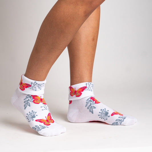 Turn Cuff Crew Socks Take Flight