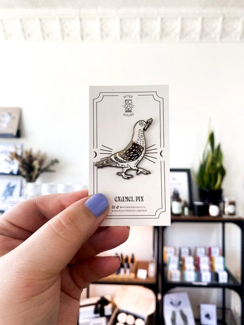 @8 Pigeon Hard Enamel Pin