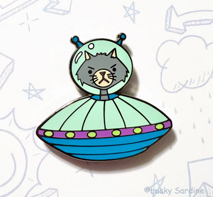 @49 Alien Cat, UFO Spaceship Enamel Pin