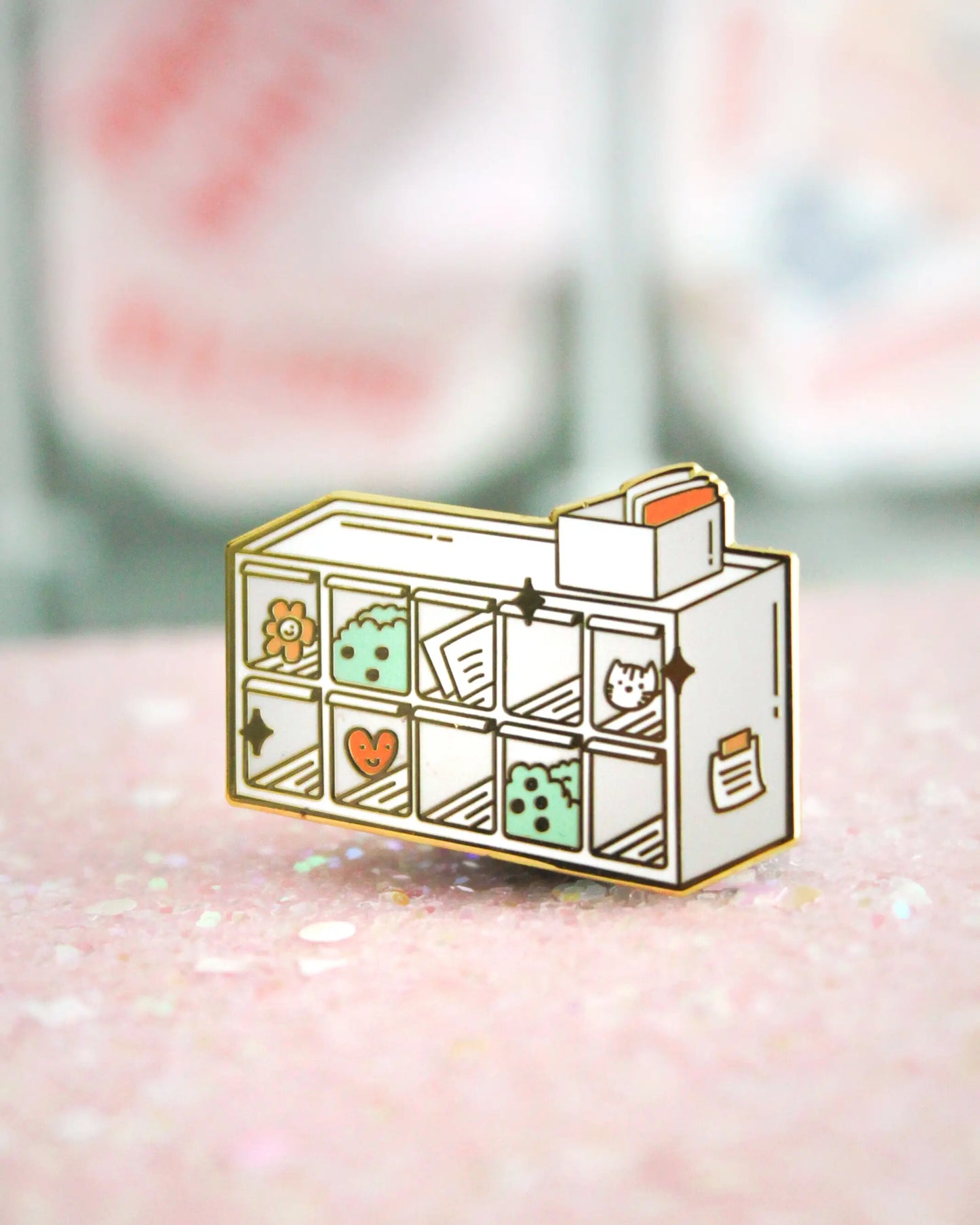 @17 Craft Organizer Enamel Pin